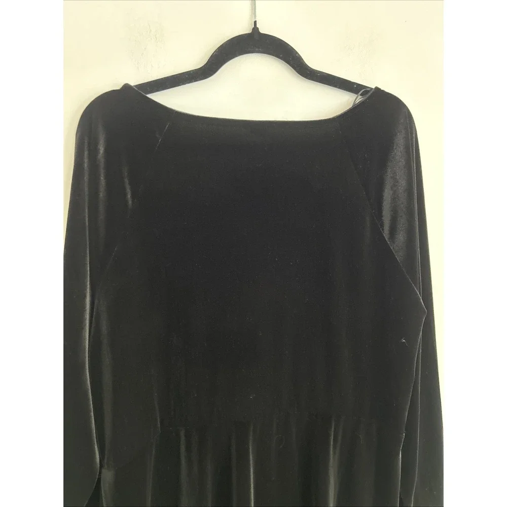 Old Navy Fit & Flare Velvet Mini Dress Size XXL‎ Black Square Neck Long Sleeve